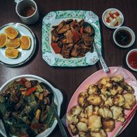 7000k worth of food. at Soe Pyi Swar Vegetarian Centre 斋全素食餐室 in Yangon