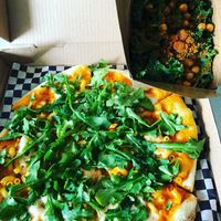 Mac and cheese Pizza with Cesar salad 🙌🏻 at Die Pie in Edmonton