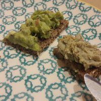 hummus and guacamole at Boca Xica in Armacao De Pera