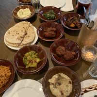 Vegan mezah at Mela Cafe in Oslo