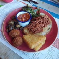 Full Vegan English Breakfast at Como Lounge in Witney