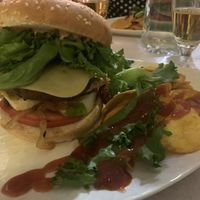 Hamburguesa Momi   at Veggie Momi in Albufeira