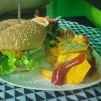 Momi burger at Veggie Momi in Albufeira