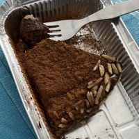 Gf dessert with no sugar yum 😋   at Veggie Momi in Albufeira