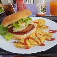 Beyond meat burguer at Veggie Momi in Albufeira