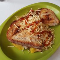 Jackfruit sandwich at Veggie Momi in Albufeira