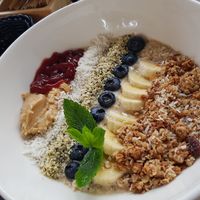 Oat porridge at Barbarella Juicebar in Ljubljana