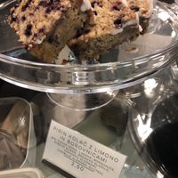 vegan cake with blueberries and lemon at Barbarella Juicebar in Ljubljana