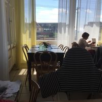 Quelques tables dans une pièce lumineuse at Eat.eco - Events only in Neuchatel