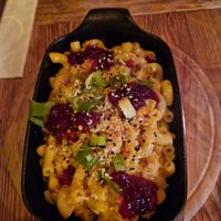 Mini mac and cheese at Satsang in Prague