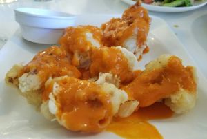 Spicy Cauliflower Wings at Loving Hut in Upland