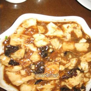 Tofu with Agaric mushroom and mockmeat 'floss' at Zǎozǐ Shù - Vegetarian Life Style - HuaiHai in Shanghai