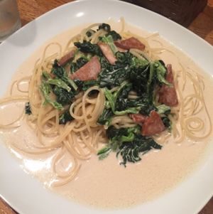 Soy Ham and Spinach Soymilk Pizza at Green Earth in Osaka