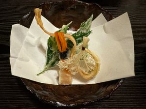 YU JI at Fucha Bon in Tokyo