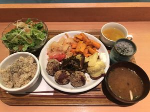 Vegan main of the day: beans and potato croquettes at Crayon House in Tokyo