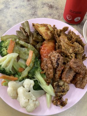 Buffet spread. Well seasoned  at Ee Beng Vegetarian Food 毅明素食 in Penang
