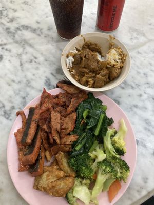   at Ee Beng Vegetarian Food 毅明素食 in Penang