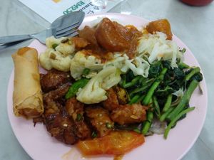 PILE IT UP at Ee Beng Vegetarian Food 毅明素食 in Penang
