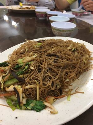 Stir fried beehoon  at Kek Lok Si Vegetarian Restaurant 极乐寺素食餐厅 in Penang
