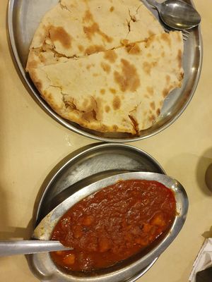 Roti with potato + chickpea masala at Woodlands Vegetarian Restaurant - Georgetown in Penang