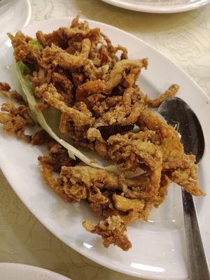 Crispy fried oyster mushrooms (declined sesame.dressing as wasn't sure if it contained dairy) at NEU Vegetarian Restaurant in Petaling Jaya