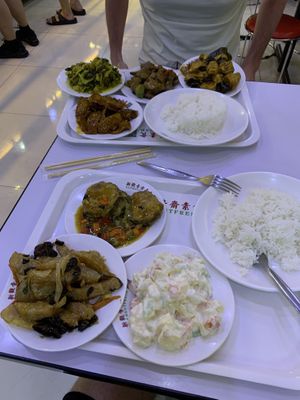 Food  at New Quan Yin Chay Vegetarian Food Garden in Metro Manila
