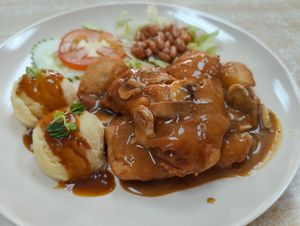  at Ci Hang 慈航 in Central Singapore