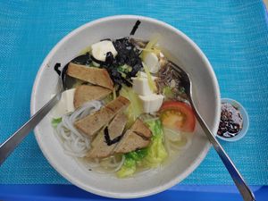 Fish Bee Hoon in Soup at Ci Hang 慈航 in Central Singapore