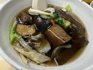 Bah Kut teh  at Ci Hang 慈航 in Central Singapore