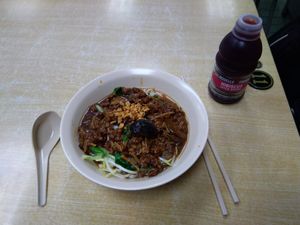 Great mushroom noodles at Ci Hang 慈航 in Central Singapore