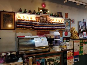 Interior decor at Ci Yan Vegetarian Health Food in Central Singapore