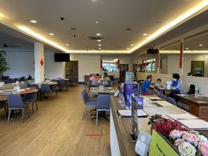 Shop ambience  at Greenland Vegetarian Restaurant 菩提林 in Northeast Singapore
