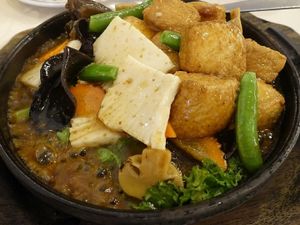 Tofu hot plate at Greenland Vegetarian Restaurant 菩提林 in Northeast Singapore