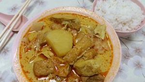 vegetables curry at Happy Realm Vegetarian in Central Singapore