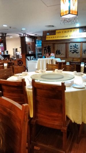 Seating  at Classic Lao Di Fang Vegetarian Restaurant in Central Singapore