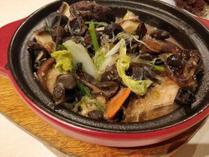 black fungus in hot pot at Ling Zhi Restaurant 灵芝 - Orchard in Central Singapore