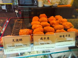 Dim sum at Ling Zhi Restaurant 灵芝 - Orchard in Central Singapore