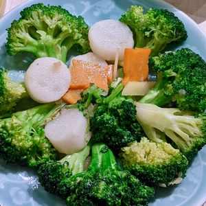Sautéed Mountain Yam and Broccoli at Ling Zhi Restaurant 灵芝 - Orchard in Central Singapore
