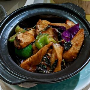 ‘San Bei’ Mushroom at Ling Zhi Restaurant 灵芝 - Orchard in Central Singapore
