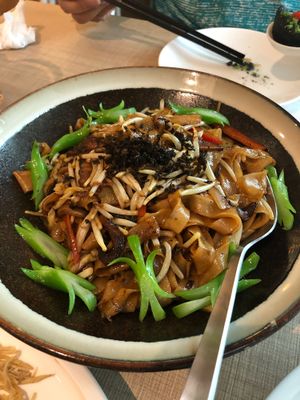 Hor fun at  Ling Zhi Restaurant 灵芝 - Novena in Central Singapore