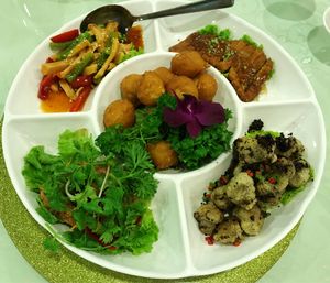 Starters  at Miao Yi 妙益素食楼 in Central Singapore