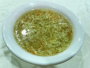 Mock Shark’s fin soup at Miao Yi 妙益素食楼 in Central Singapore