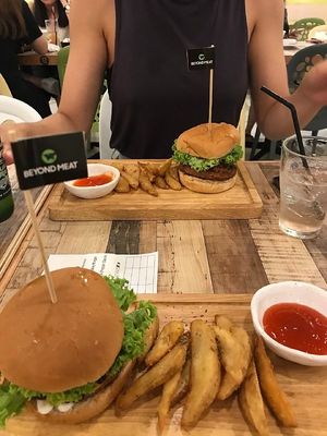 Beyond burgers at Nature Cafe 自然素食 - Bukit Merah in Central Singapore
