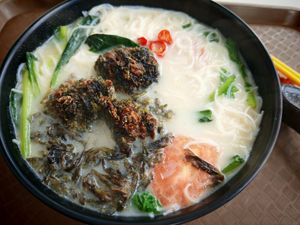 "Fish Head" Bee Hoon (opted for thin bee hoon) at Su Shi Piao Xiang 素食飘香 - Fortune Centre in Central Singapore