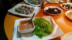 sauce and salad at Tong-1 Vegetarian Garden in Taipei