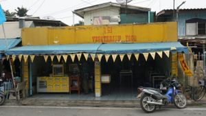 The restaurant from the street at Youta Jay Vegetarian Food in Ayutthaya