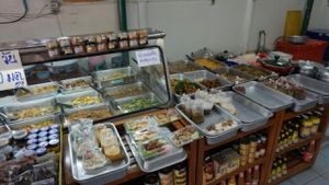 Buffet at Youta Jay Vegetarian Food in Ayutthaya