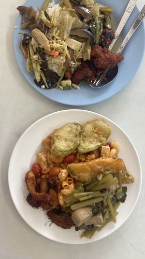 Day 2  at Aroi Vegetarian food - Arawy in Bangkok