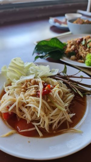 Vegan Som Tam at Chamlong's / The Vegetarian Society Chatuchak in Bangkok