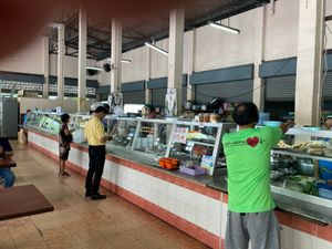 Buffet at Chamlong's / The Vegetarian Society Chatuchak in Bangkok
